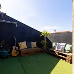 Хостел Pineapple Surf House
