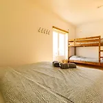 Хостел Pineapple Surf House