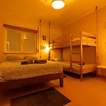 Хостел Pineapple Surf House *