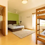 Хостел Pineapple Surf House