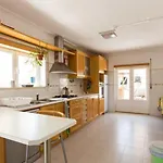 Хостел Pineapple Surf House