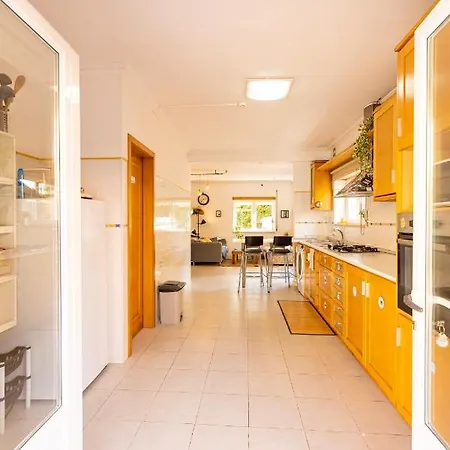 Vandrerhjem Pineapple Surf House *