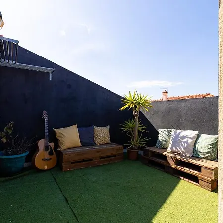 Vandrerhjem Pineapple Surf House