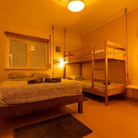 Vandrerhjem Pineapple Surf House *