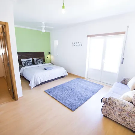 Хостел Pineapple Surf House