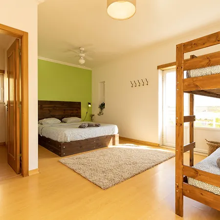 Vandrerhjem Pineapple Surf House