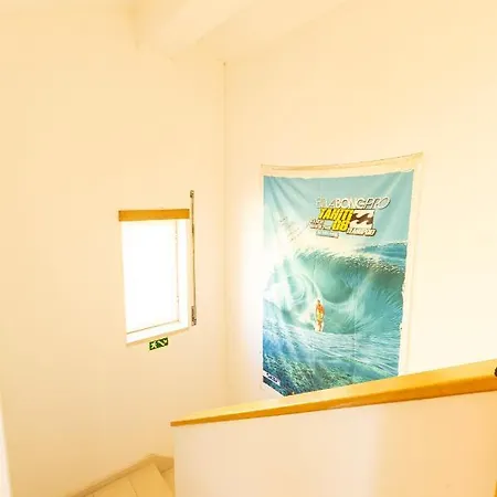 Hostal Pineapple Surf House *