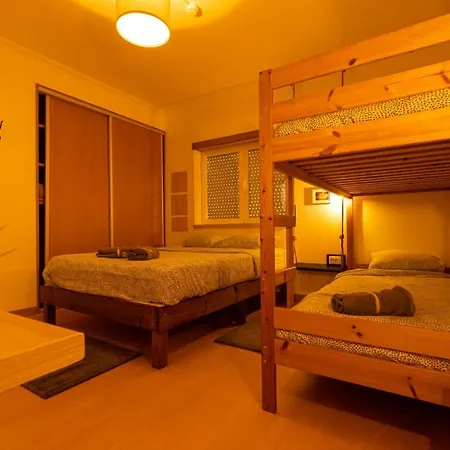 Pineapple Surf House Hostel