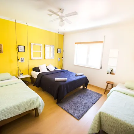 Pineapple Surf House Atouguia Da Baleia