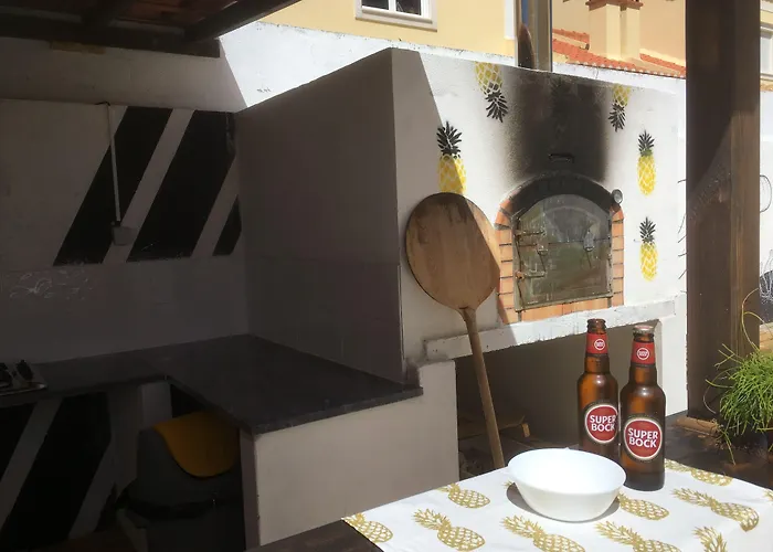 Pineapple Surf House * Atouguia Da Baleia