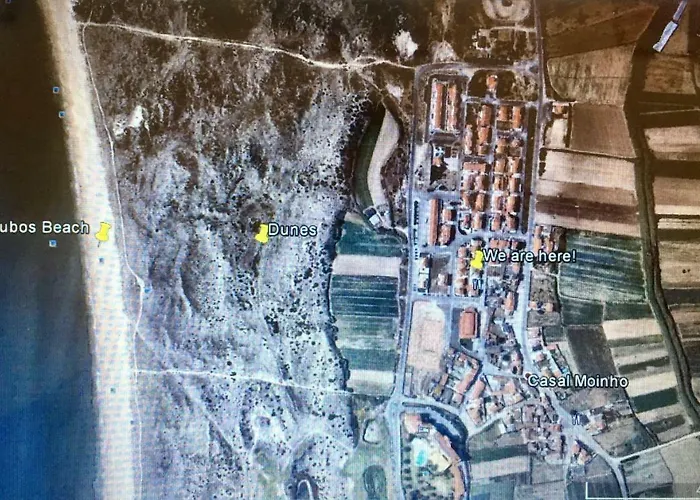 Hostel Pineapple Surf House Atouguia Da Baleia