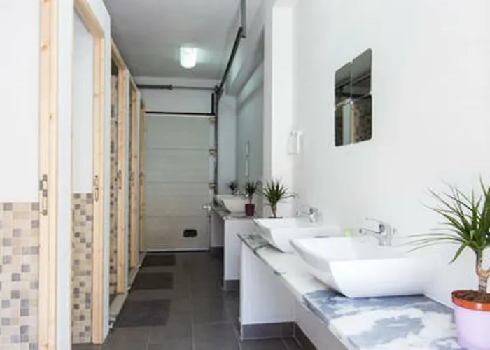 Pineapple Surf House * Atouguia Da Baleia